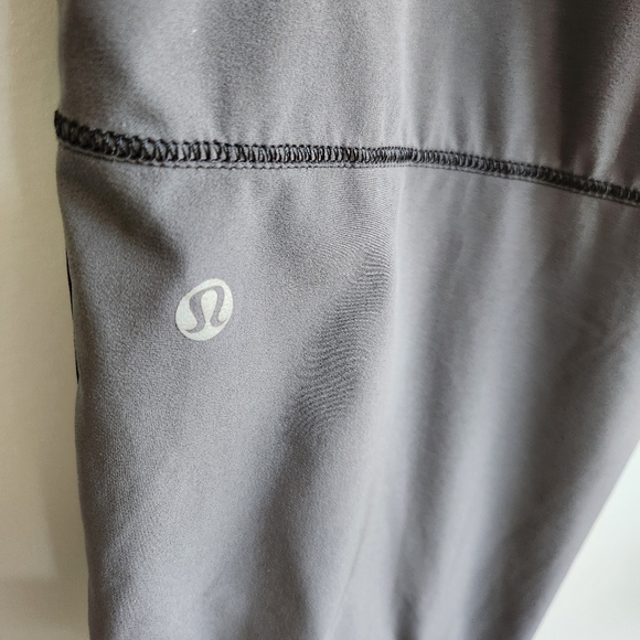Lululemon Track To Reality Lined Pants Joggers Gym Running Track pants Size 10 - Picture 8 of 14